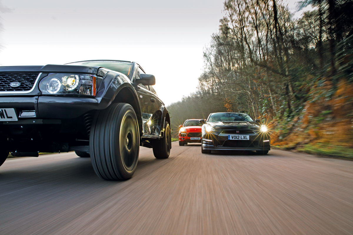 Bowler EXR S vs Nissan GT-R and Porsche Cayenne GTS