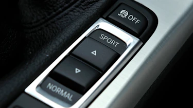 2013 BMW X3 sDrive 18d driving mode selector