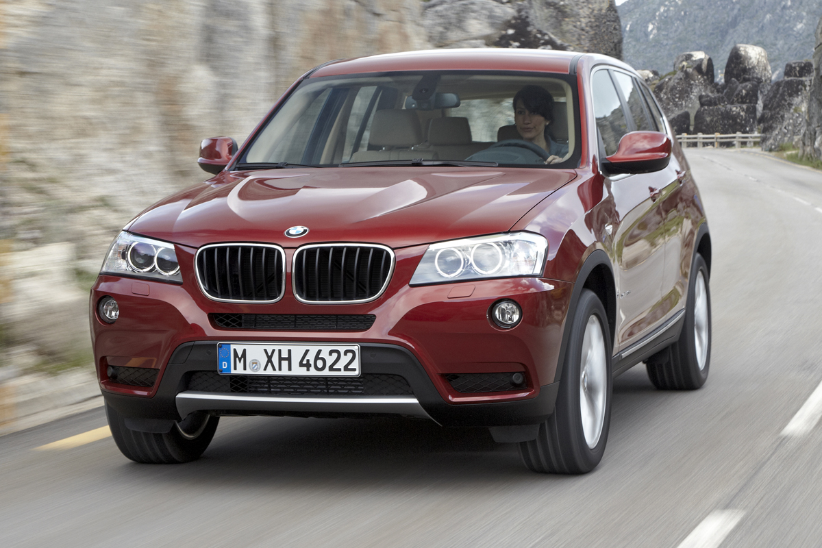 2013 BMW X3 sDrive 18d red