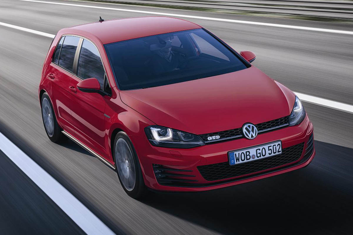 Mk7 VW Golf GTD red front view