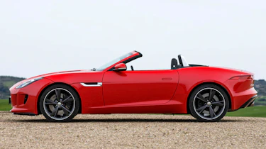 2013 Jaguar F-type V8 S side profile roof down