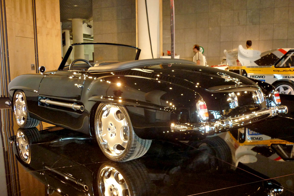 400bhp Mercedes 190SL CMH black rear view