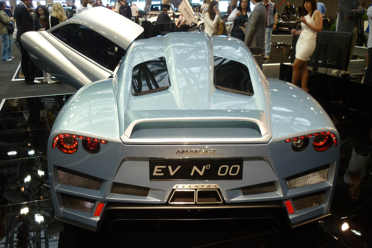 Mazzanti Evantra: new Italian supercar rear door open
