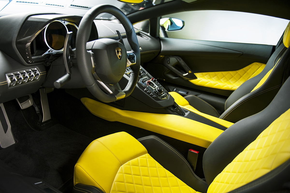 Lamborghini Aventador LP720-4 50 Anniversario black and yellow interior