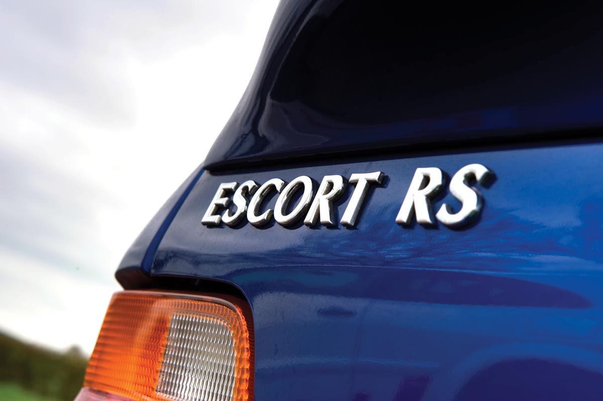 Ford Escort Cosworth RS rear badge