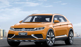 VW CrossBlue coupe concept front quarter
