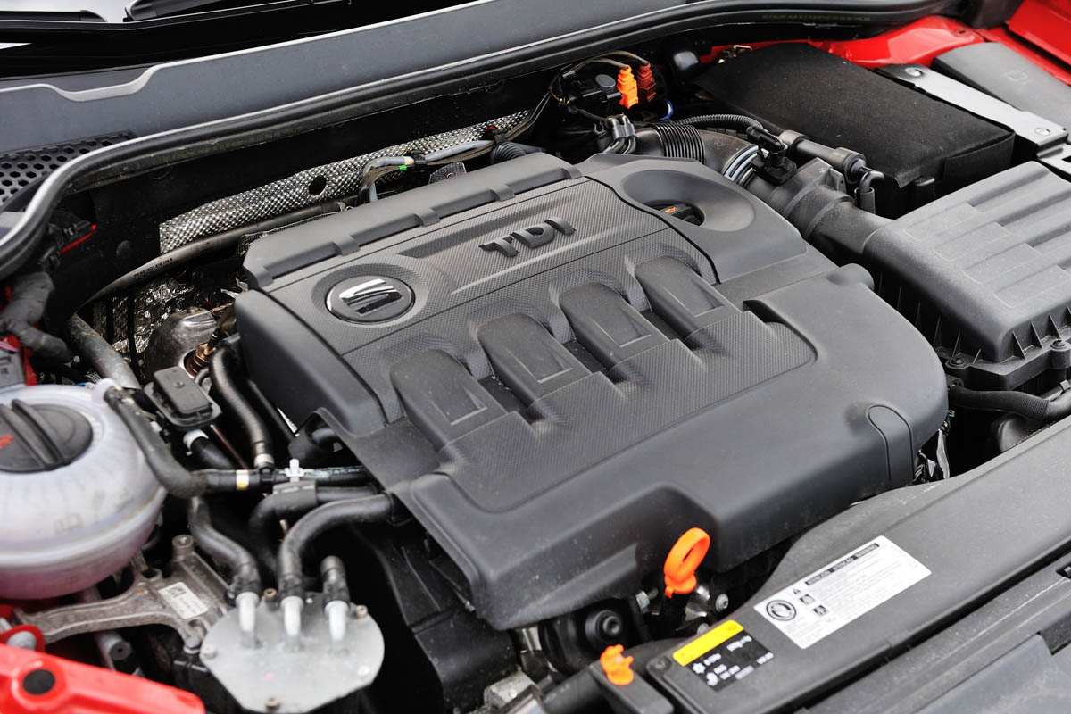 2013 SEAT Leon FR TDI 184 engine