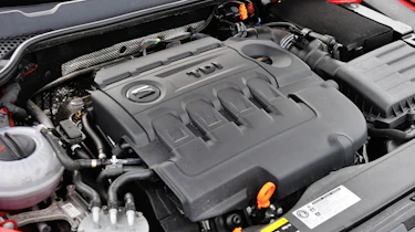 2013 SEAT Leon FR TDI 184 engine