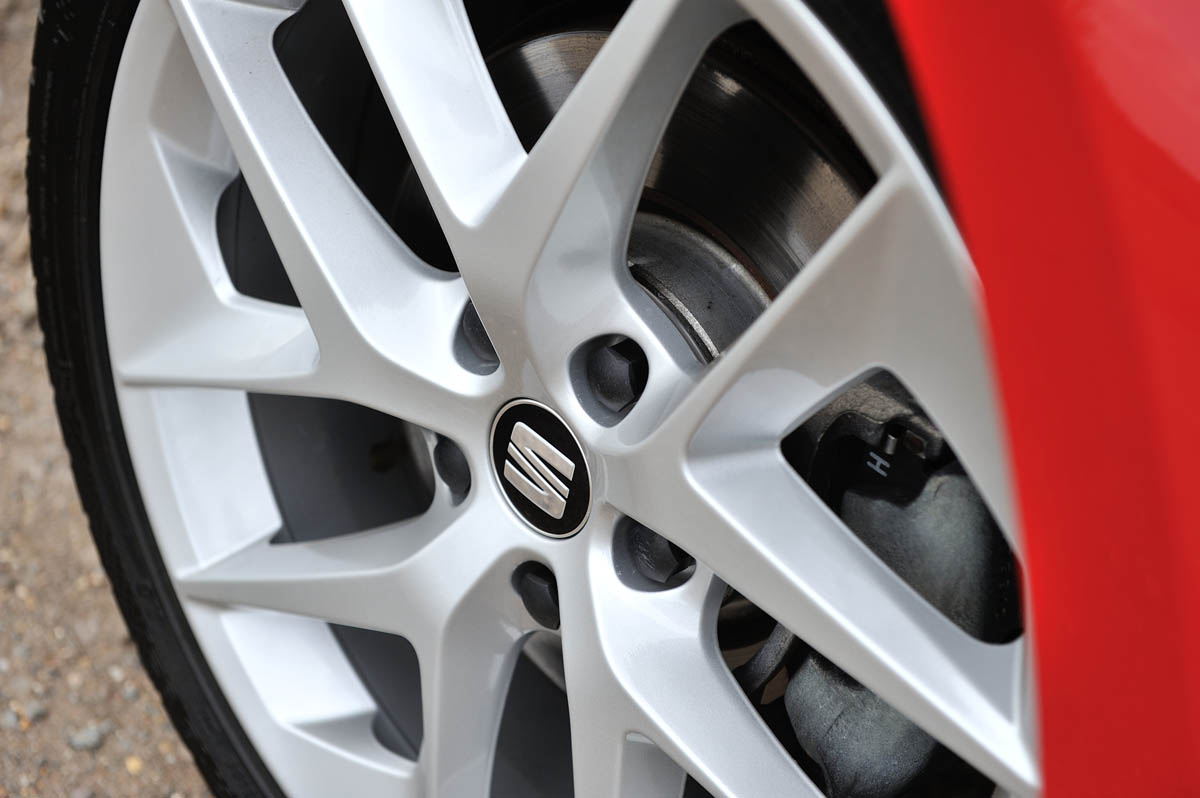 2013 SEAT Leon FR TDI 184 alloy wheel