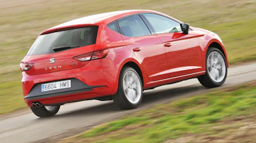 2013 SEAT Leon FR TDI 184 red rear
