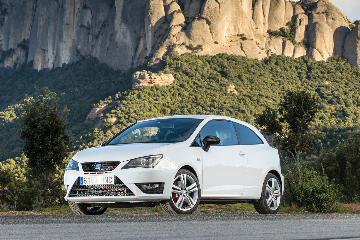 2013 SEAT Ibiza Cupra 1.4 TSI white