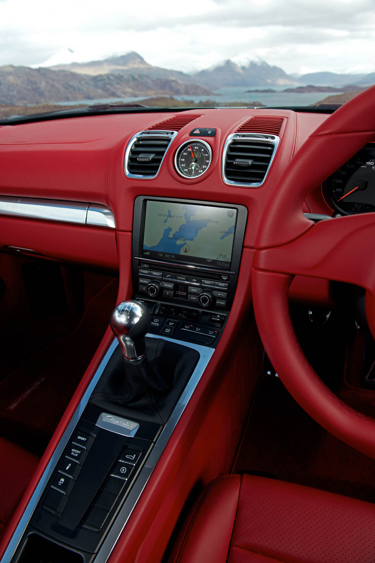 2013 Porsche Cayman red leather interior gearstick