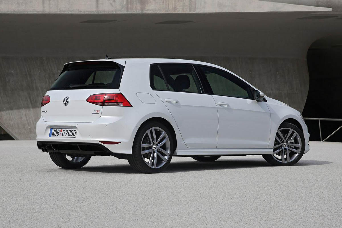 Mk7 VW Golf R-line rear diffuser spoiler