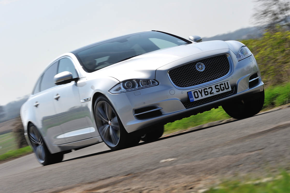 2013 Jaguar XJ Supersport front view