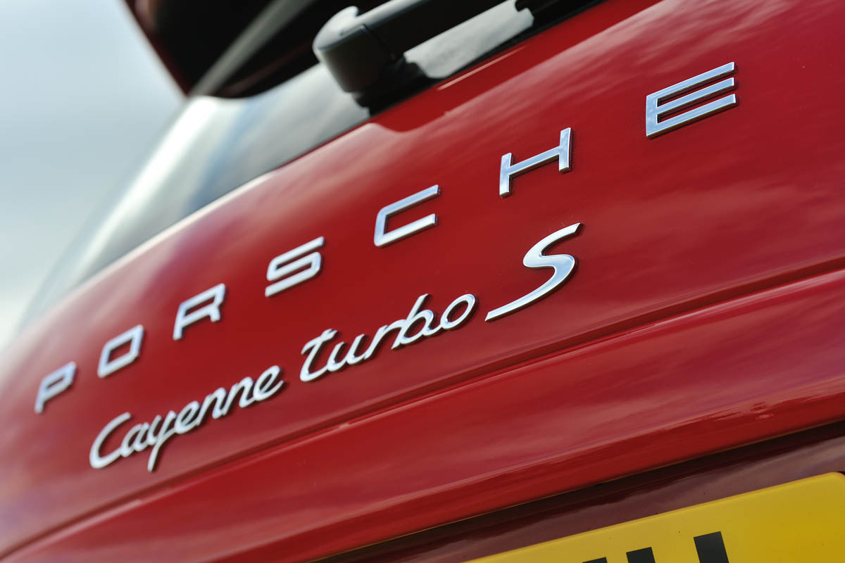 2013 Porsche Cayenne Turbo S badge