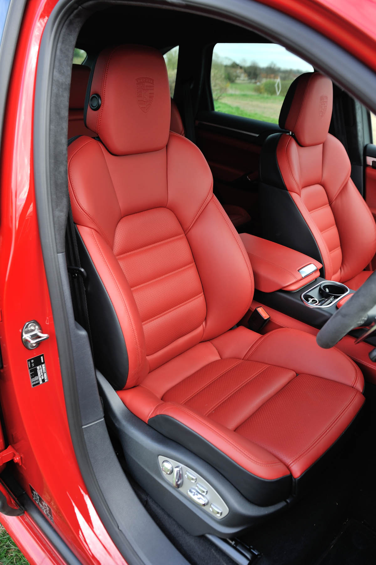 2013 Porsche Cayenne Turbo S red leather sports seat