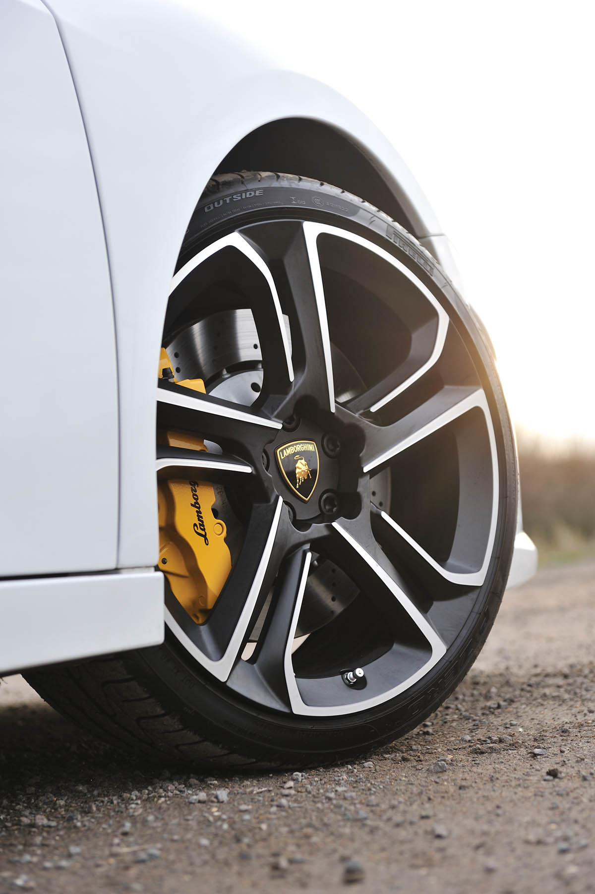 2013 Lamborghini Gallardo LP560-4 alloy wheel