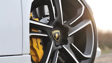 2013 Lamborghini Gallardo LP560-4 alloy wheel