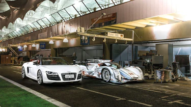 Audi R8 V10 Spider and R18 racer