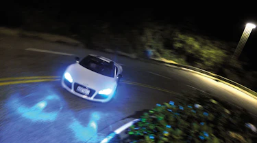 Audi R8 V10 Spider drift night time Brazil