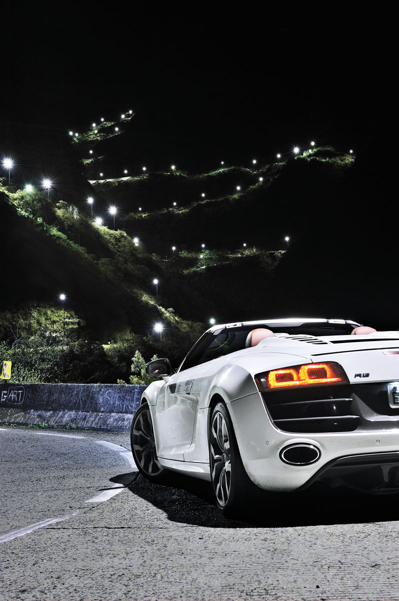 Audi R8 V10 Spider prepares for the ultimate driving road