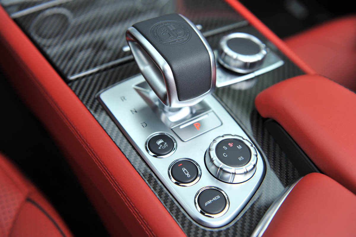 2013 Mercedes SL63 AMG button panel gear selector
