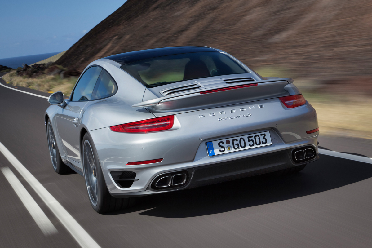 2013 Porsche 911 Turbo rear quarter