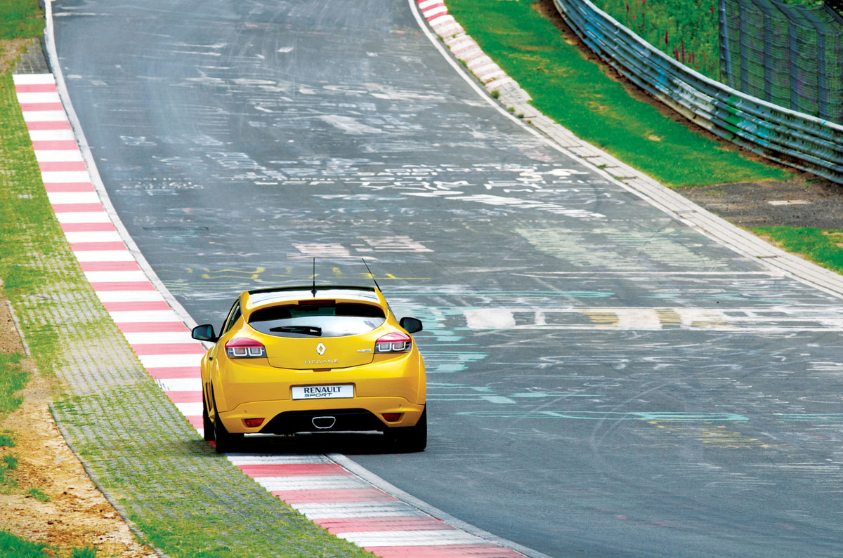 Renault Megane 265 Trophy Ring record