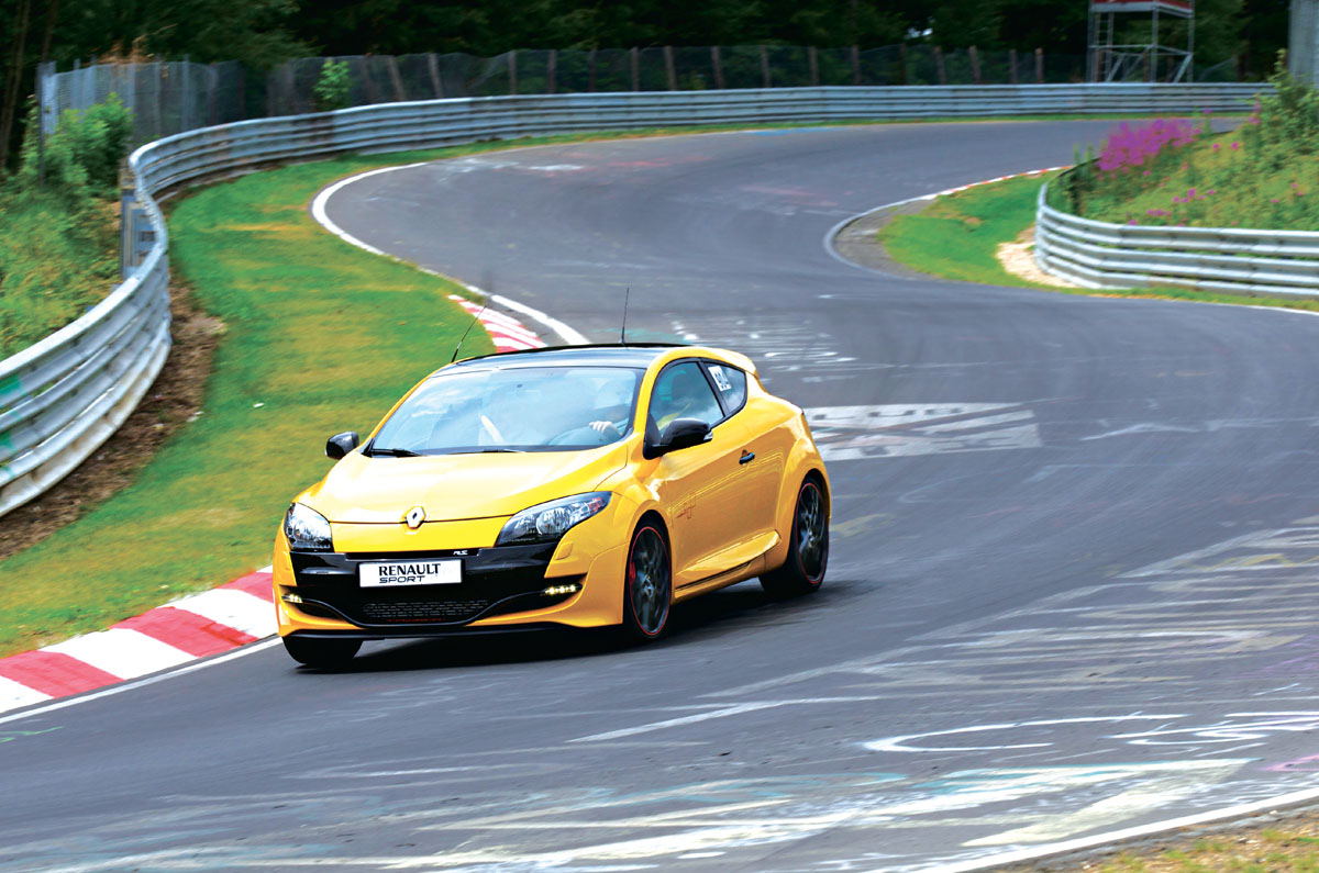 Renault Megane 265 Trophy Ring record