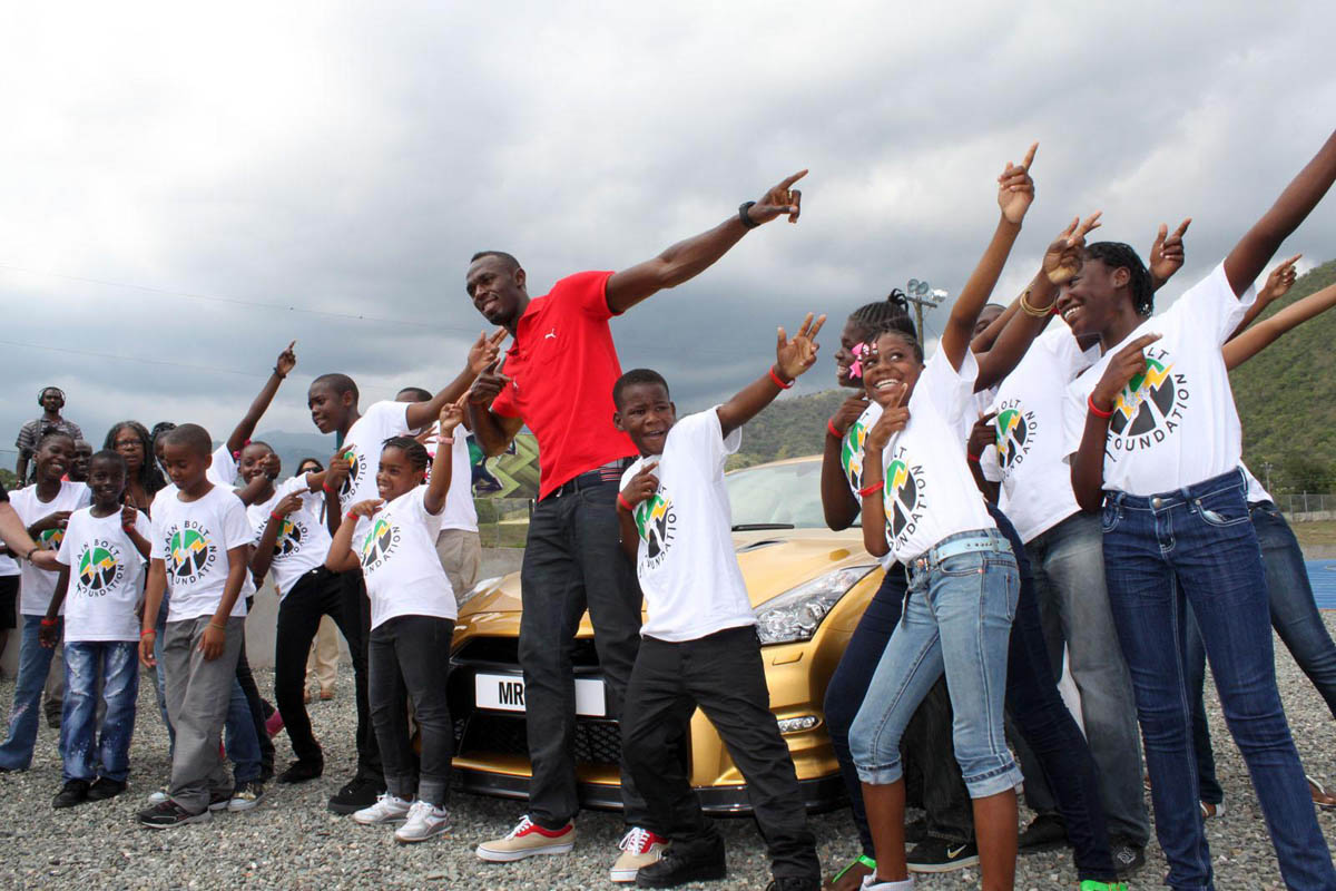 Usain Bolt gets Nissan GT-R