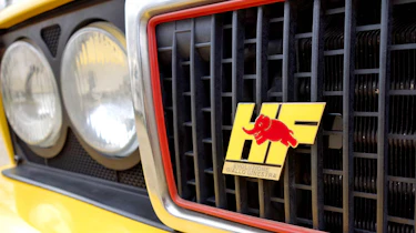Lancia Delta Integrale Evo HF grille badge