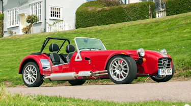 Caterham Seven 40 YoC red
