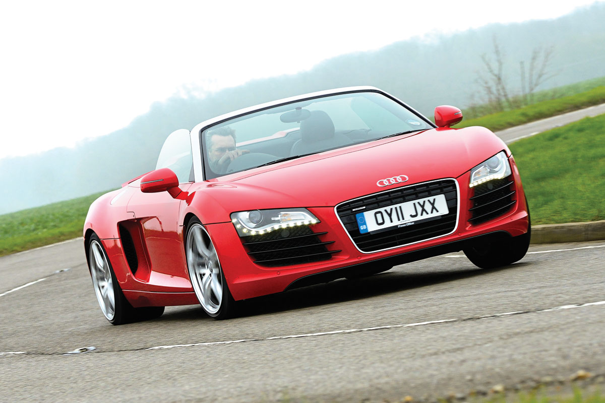 Audi R8 V10