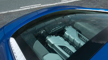Audi R8 V10