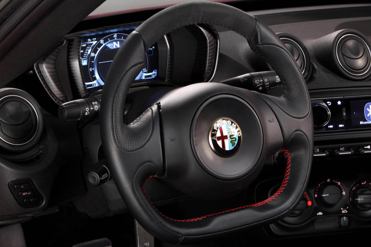 Alfa Romeo 4C Launch Edition steering wheel electronic dials rev counter