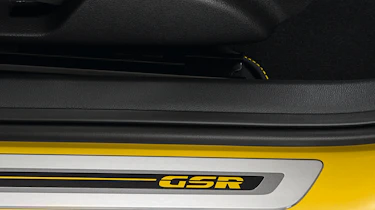 New Volkswagen Beetle GSR kick plate badge