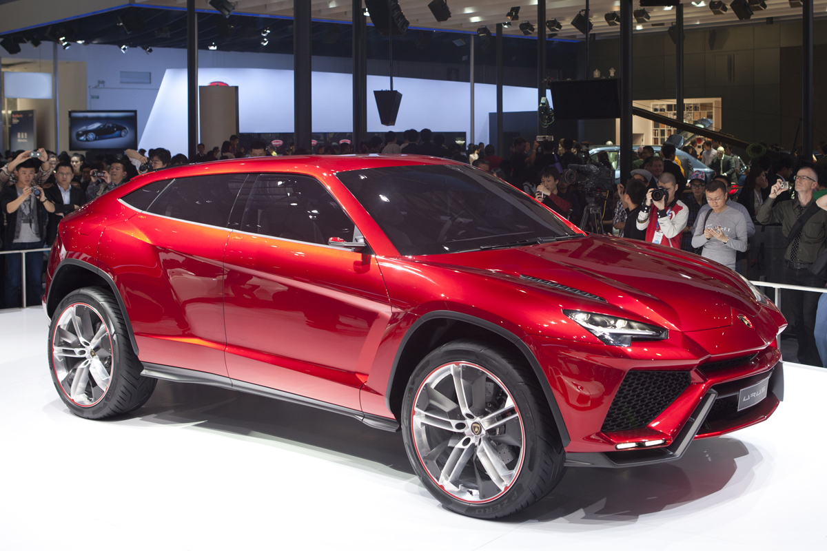 Lamborghini Urus SUV concept red