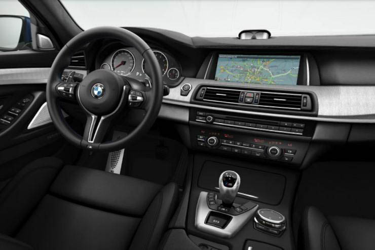 BMW M5 facelift interior new M6 steering wheel
