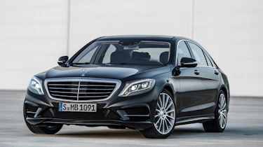 2014 Mercedes S-Class front corner