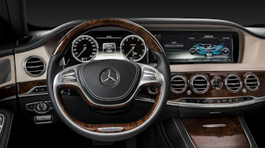 2014 Mercedes S-Class steering wheel