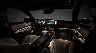 2014 Mercedes S-Class ambient lighting