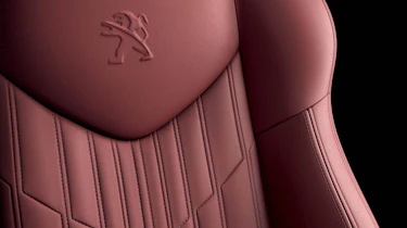 Peugeot RCZ Magnetic red leather seat