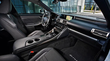 Lexus IS 300h F-Sport