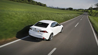 Lexus IS 300h F-Sport