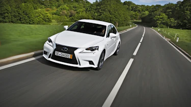 Lexus IS 300h F-Sport
