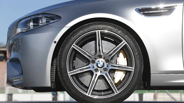 BMW M5 2013 wheel, brake calliper and Michelin Pilot SuperSport tyres