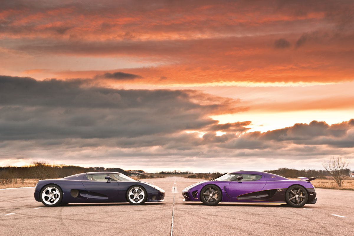 Koenigsegg CC8S v Agera R