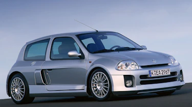 Clio V6