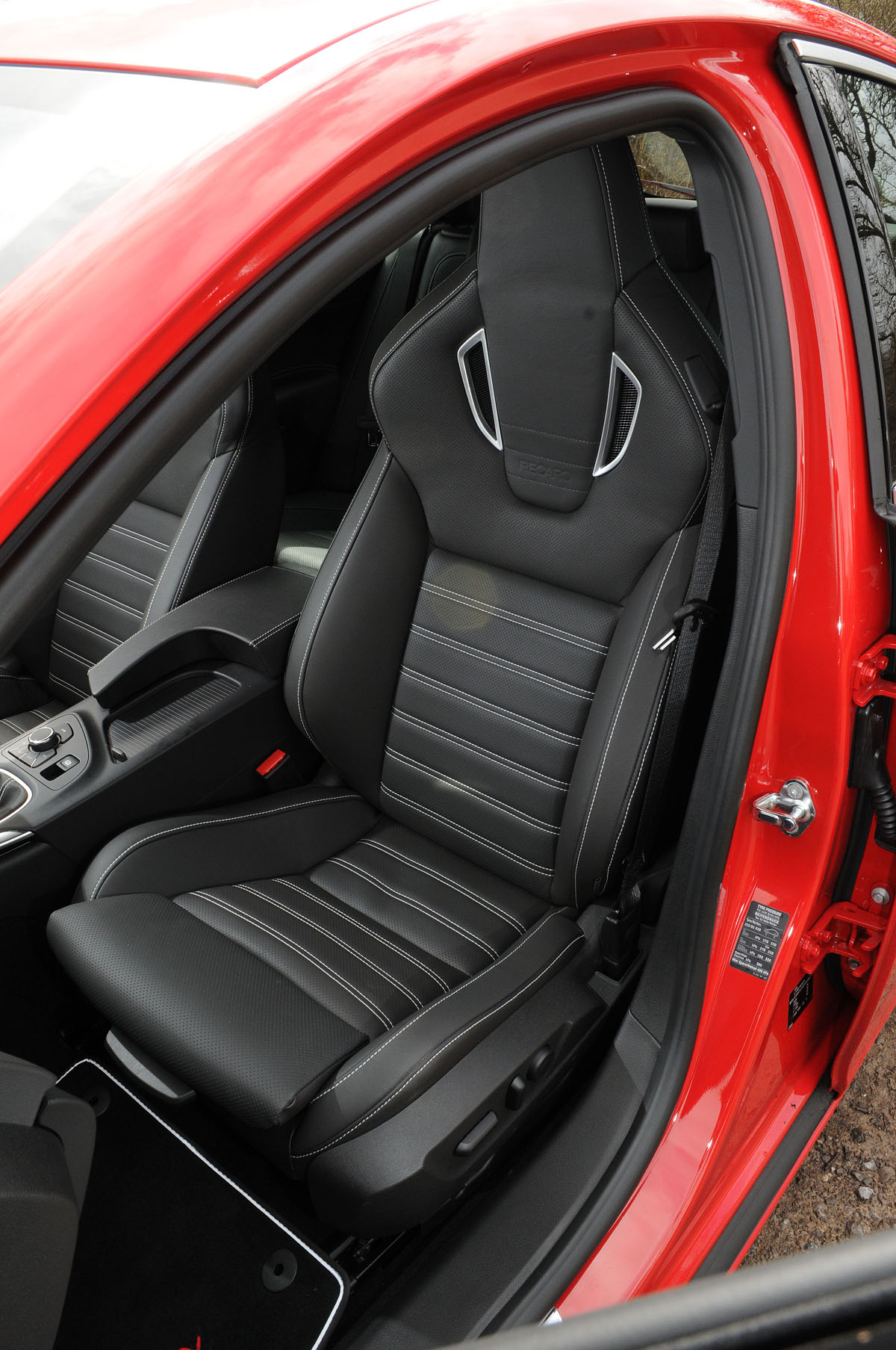 Vauxhall Insignia VXR SuperSport leather Recaro sports seat