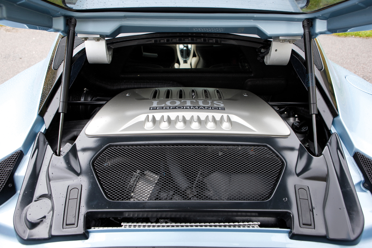 Lotus Evora engine